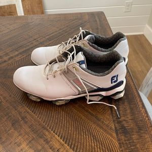 FootJoy men’s golf shoes